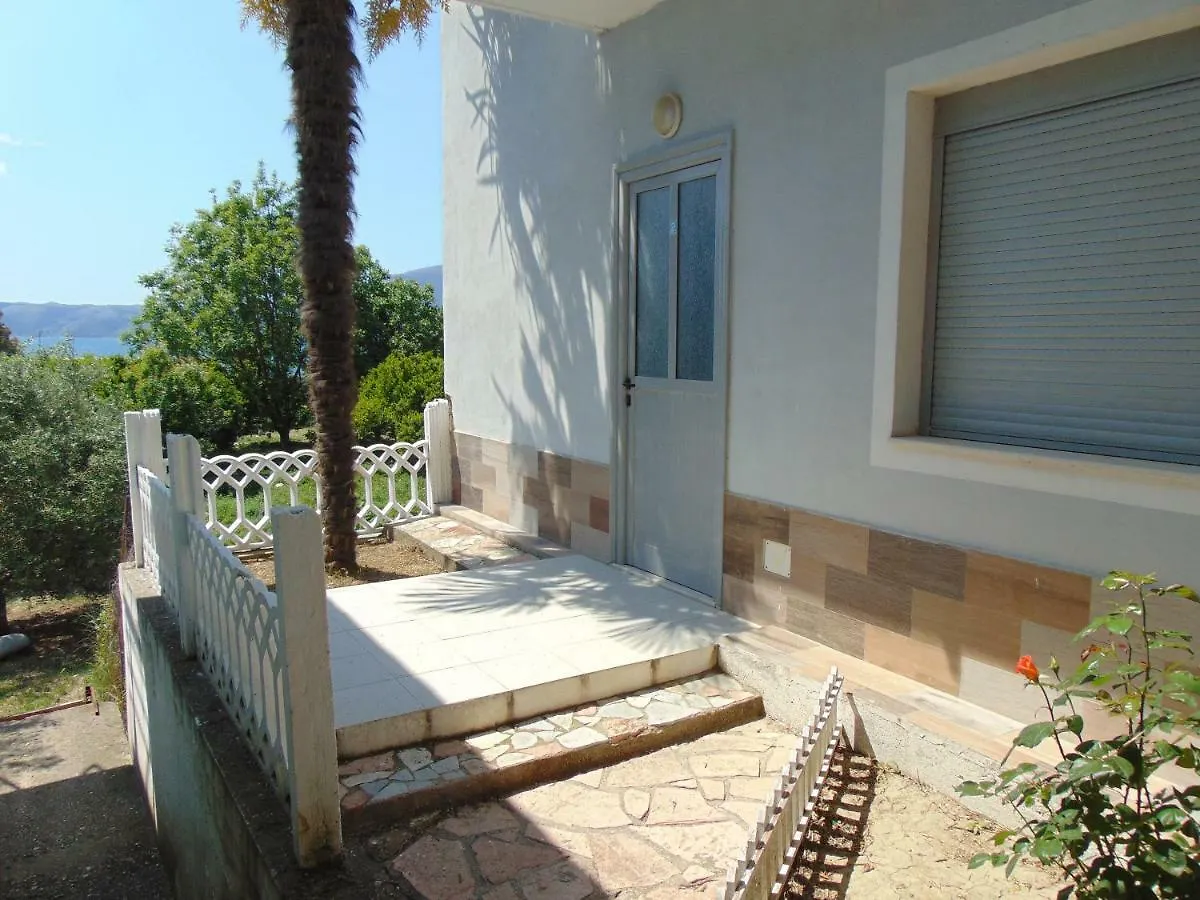 Garden Villa Marina Vlore Albania